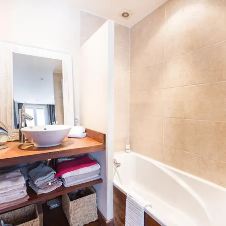 Appartamento Nice Apartment Near Champs-Elysees Ternes *