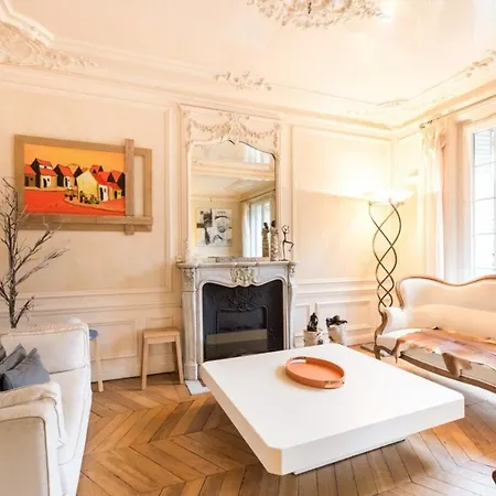 Nice Apartment Near Champs-Elysees Ternes Apartment Paris